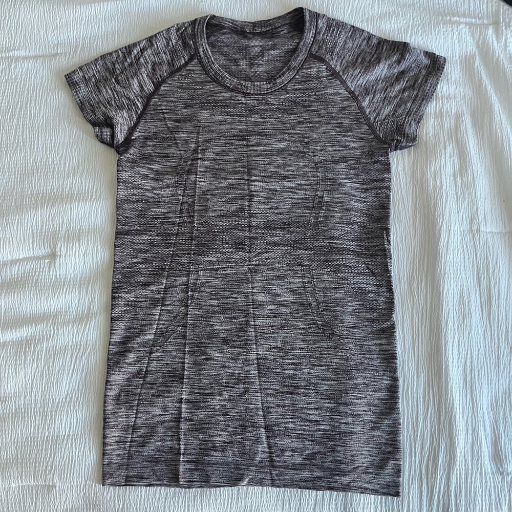 Lululemon Swiftly Tech Short Sleeve
